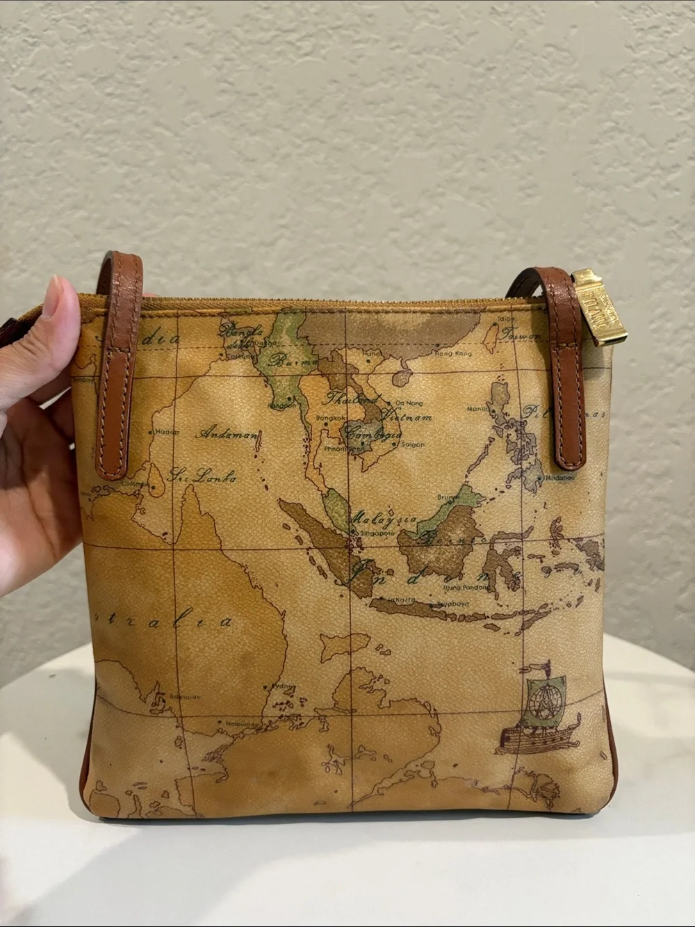 Alviero Martini Shoulder Bag made in Italy